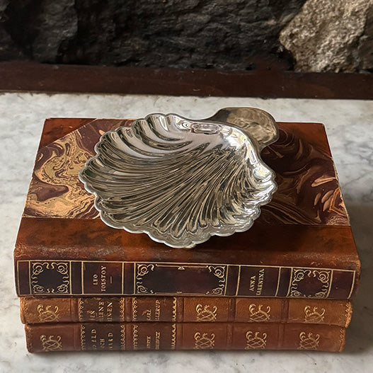 Vintage 6" Scallop Shell Dish