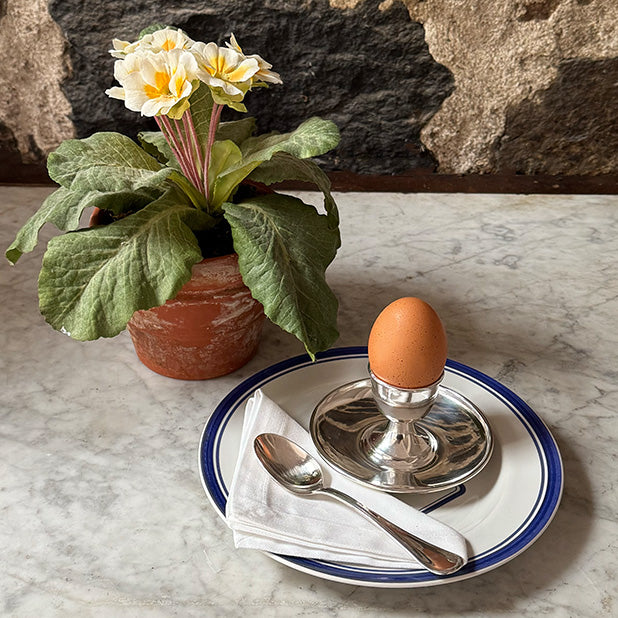 Vintage Egg Cup with Attached Saucer – Hôtel Silver